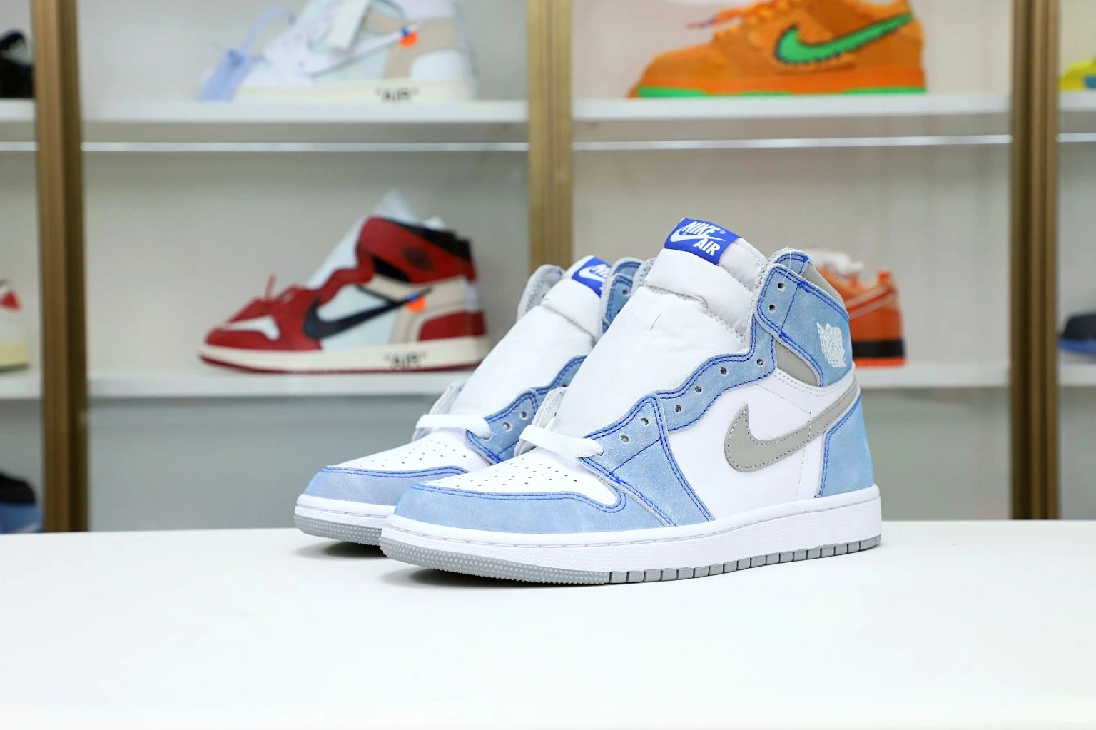 'HYPER RETRO 1 AIR JORDAN HIGH OG ROYAL' 1226